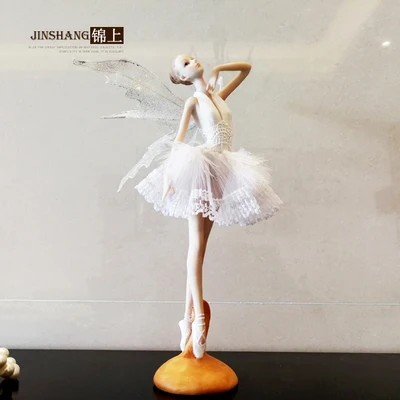 

The ballet angel dancing girl character home decoration presents creative birthday presents