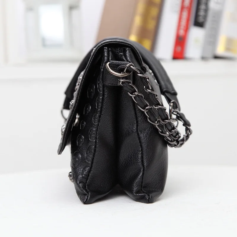 JIEROTYX New Arrival Women Handbag Rivet Gothic Skull Bags Chain Messenger Crossbody Shoulder Bag Female Black Leather Drop Ship