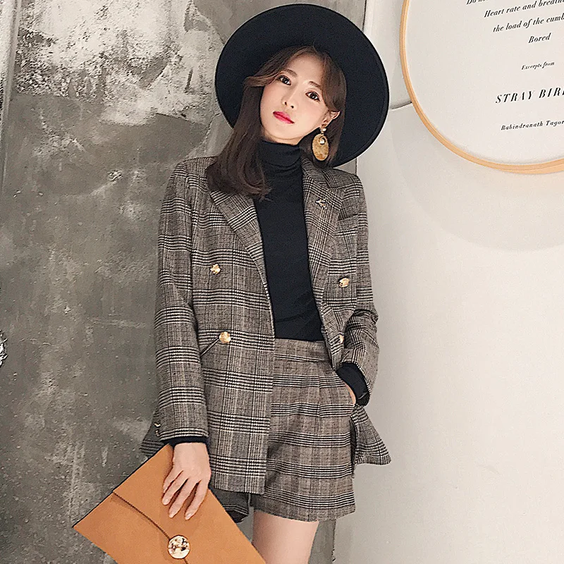 

Korean version of British retro plaid casual temperament suit jacket female spring and autumn fashion shorts two suit
