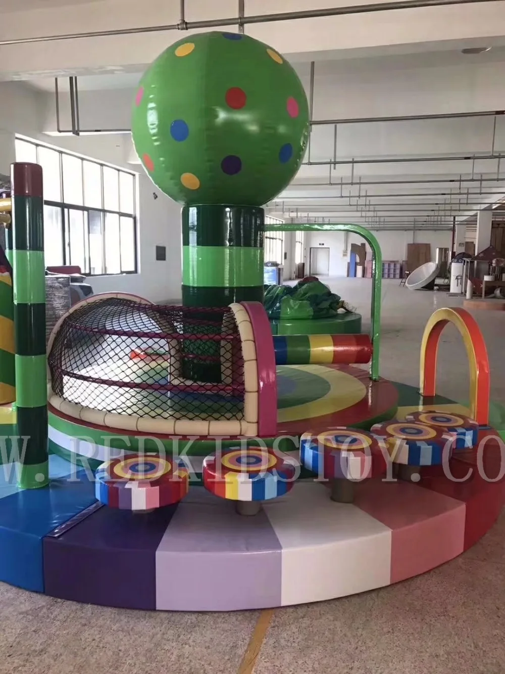 Indoor Playground Electric Carousel CE Approved Children Play Zone Merry Go Round HZ-7905f