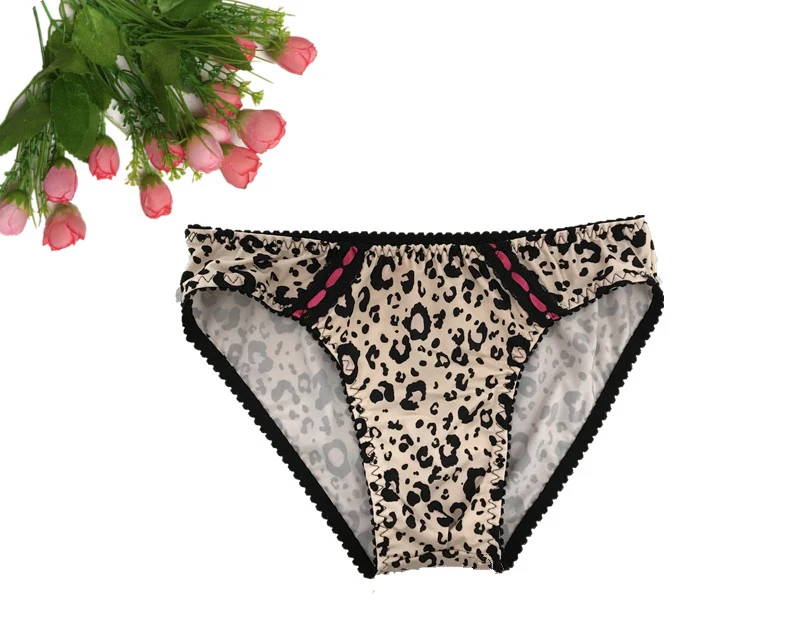 2018 hot Sexy Bikini Men\'s Underwear Briefs Charming Leopard Spandex Nylon Elastic Male Undershorts Brief Men Underpants