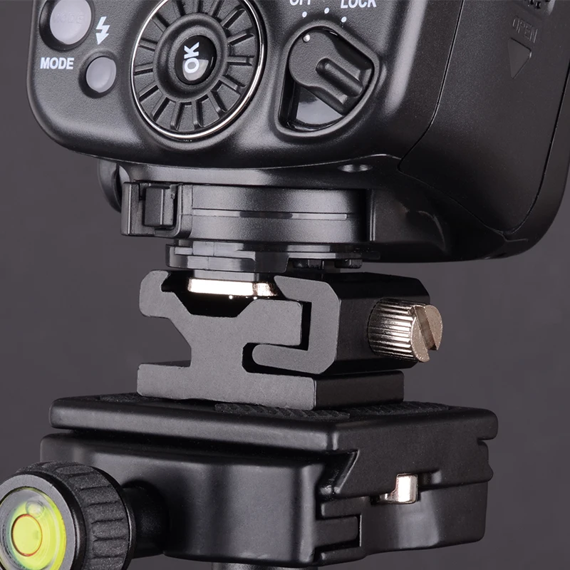 MASUNN Dual Flash Bracket - Hot Shoe Mount Holder For DSLR Cameras & Speedlights, Aluminum Alloy