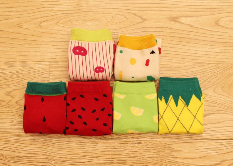 Spring Autumn Women Cotton Cartoon Fruit Socks Dot Mixed Sweet Food Socks in Tube For Female Wholesale