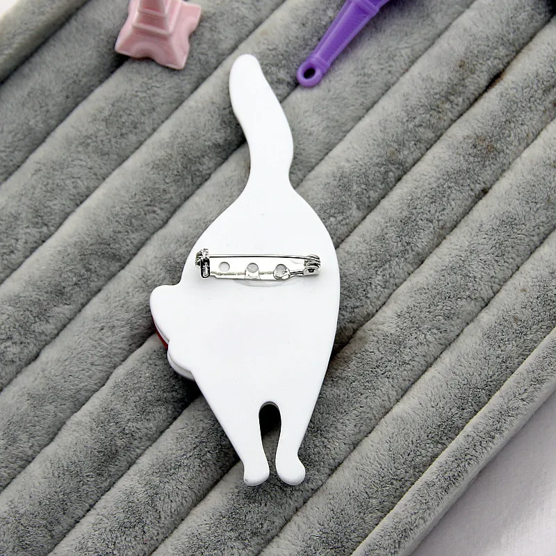 FishSheep New Acrylic Cat Brooches For Women Lovely Big Plastic Animal Cats Fox Brooch And Pins Fashion Ladies Lapel Pin Jewelry