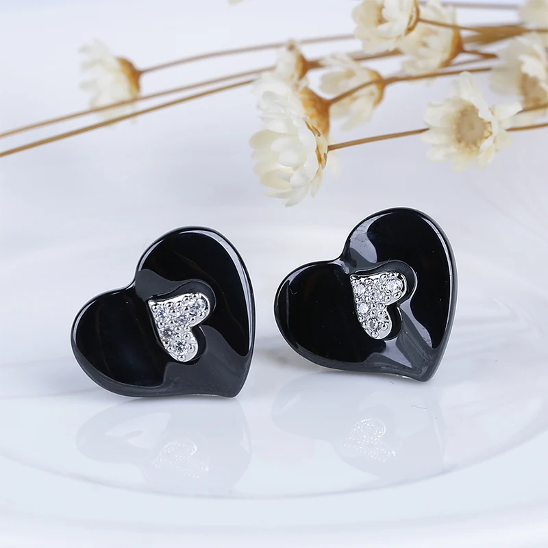 Heart Silver Color Stud Earring Female Fashion Accessories Sweet Heart Crystal Brief Elegant Stud Earrings For Women Jewelry