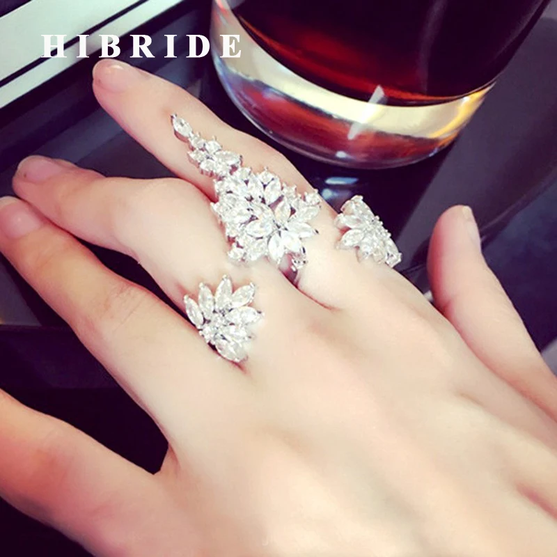 HIBRIDE Elegant Flower Shape Statement Women  Hollow Geometry Rings With Adjustable Size Open Finger Ring  R-167