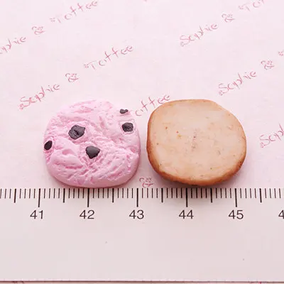 10 Buah/Lot Dekorasi Dapur Rumah Boneka Miniatur Roti Biskuit Chip Cokelat Mini Kawaii