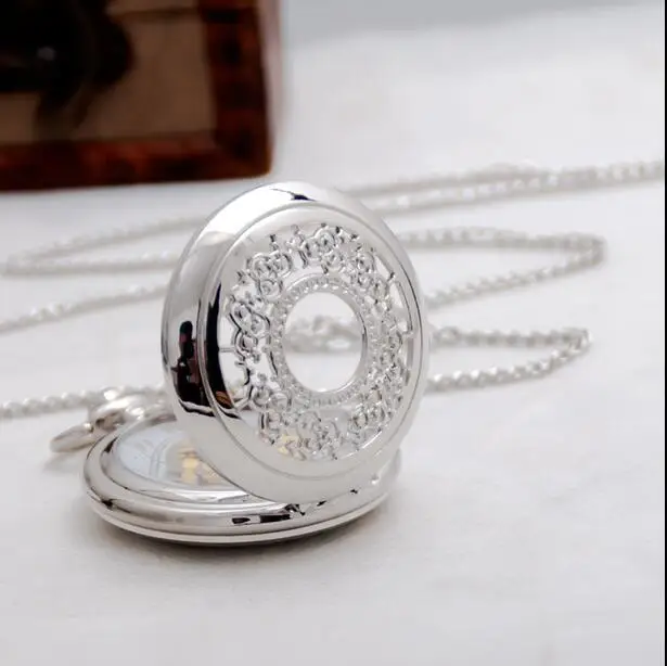 Vintage Fashion quartz silver gold surface Hollow out pendant woman gift Necklace pocket watches