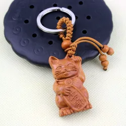 Maneki Neko Lucky Fortune Cat Carving Wooden Pendant Keychain Key Ring Chain Wood Carving Ornaments jewelry gift drop shipping