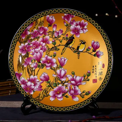 

Exquisite Chinese Handmade Archaistic Famille Rose Porcelain Plate Painted With Birds and Flowers No.2