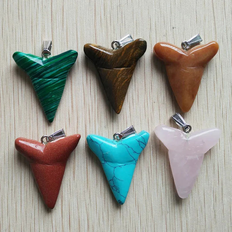 Imagem -02 - Assorted Shark Teeth Shape Pingentes para Colares Boa Qualidade Pedra Natural Fazer Jóias 12 Pcs por Lote Atacado