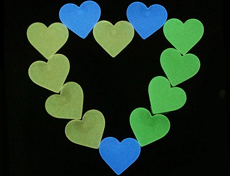 100 stücke Leuchtende Herz-Förmigen Wand Aufkleber Glow In The Dark Wohnkultur Aufkleber Kunst Abziehbilder Für kinder zimmer Bunte Aufkleber – Detail 4