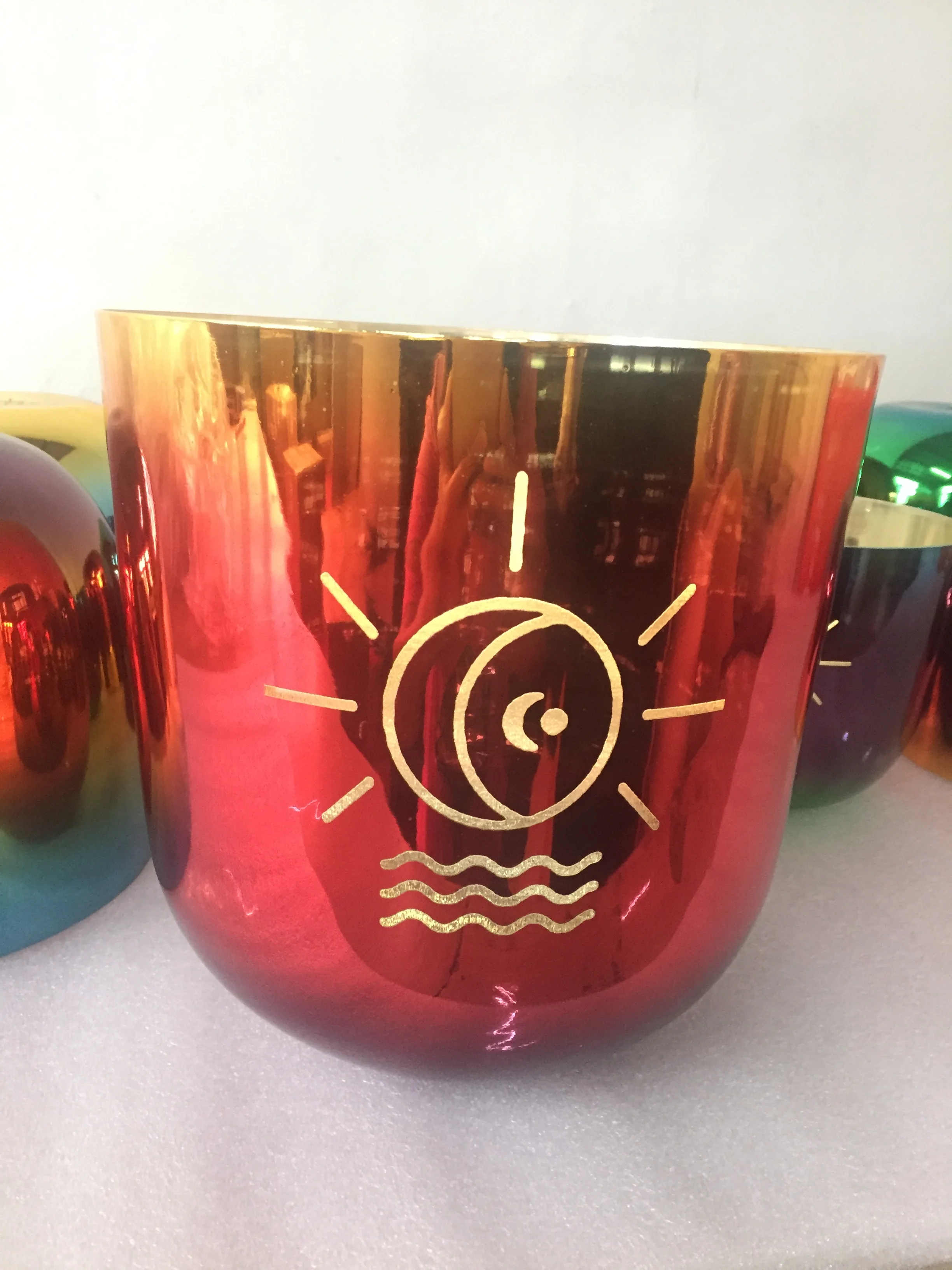 Alchemy titanium Multi color quartz singing bowl  perfect pitch 3th octave C note Root chakra for sound healing view 5