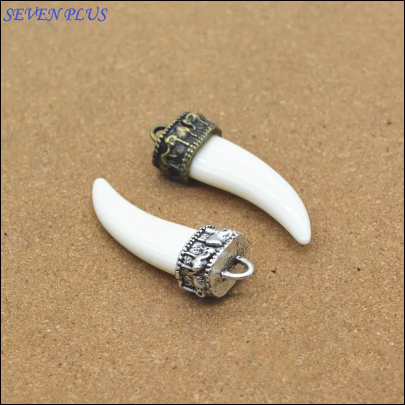 4 Pieces/Lot Tibetan Silver Ivory Horn Charm Pendant Necklace Pendants For Diy Jewelry Making Findings