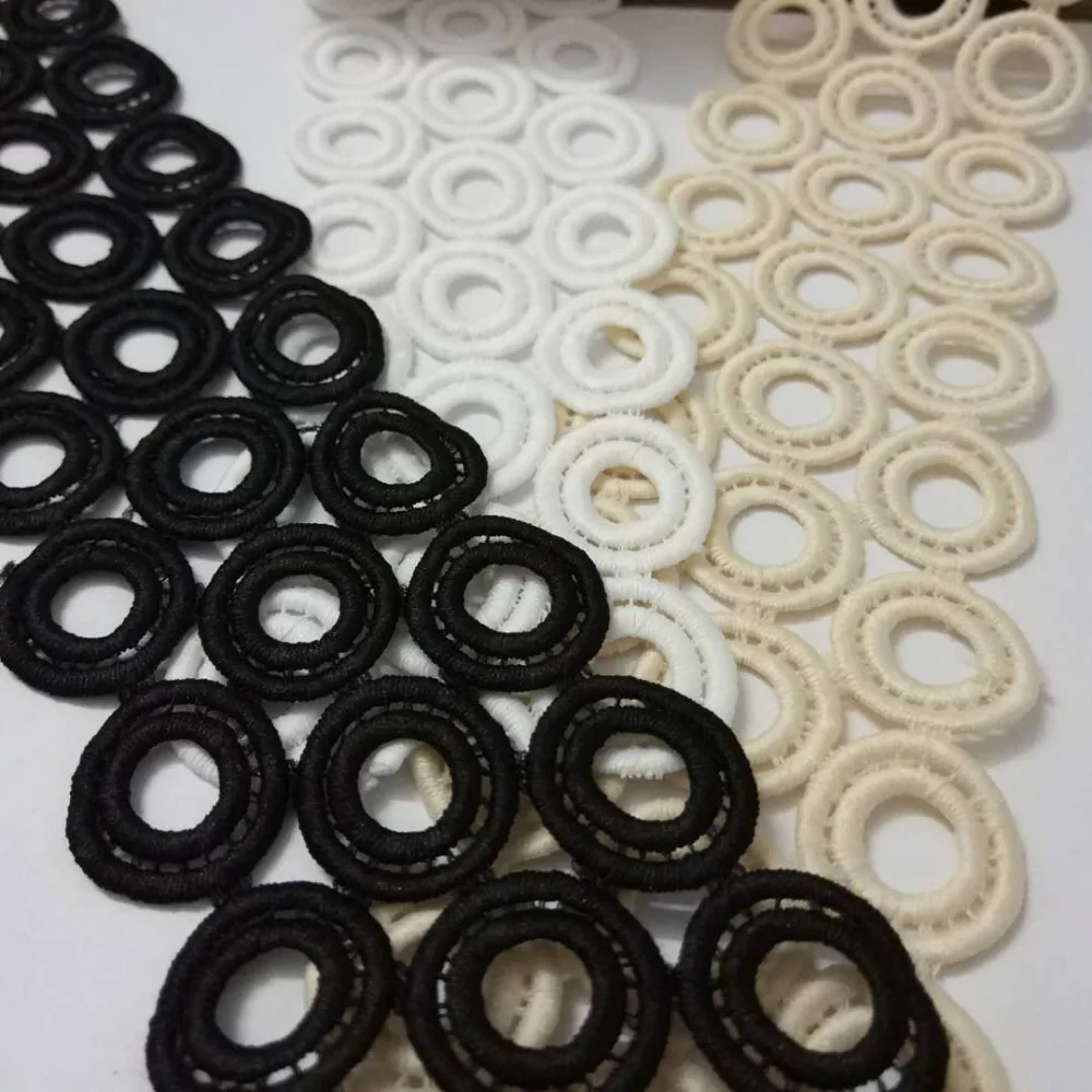 Odzież tkaniny do szycia 1 jardów Whtie kolorowe do DIY okrągłe wykończenie mleko jedwabna wstążka haftowane koronki tkaniny akcesoria do rękodzieła Craft