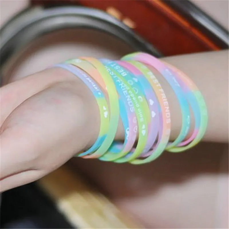 25Pcs Birthdays Party Favors Supplies Color Silicone Bracelet Girls Boys Sports Charm Bracelet Activities Small Gifts Souvenirs