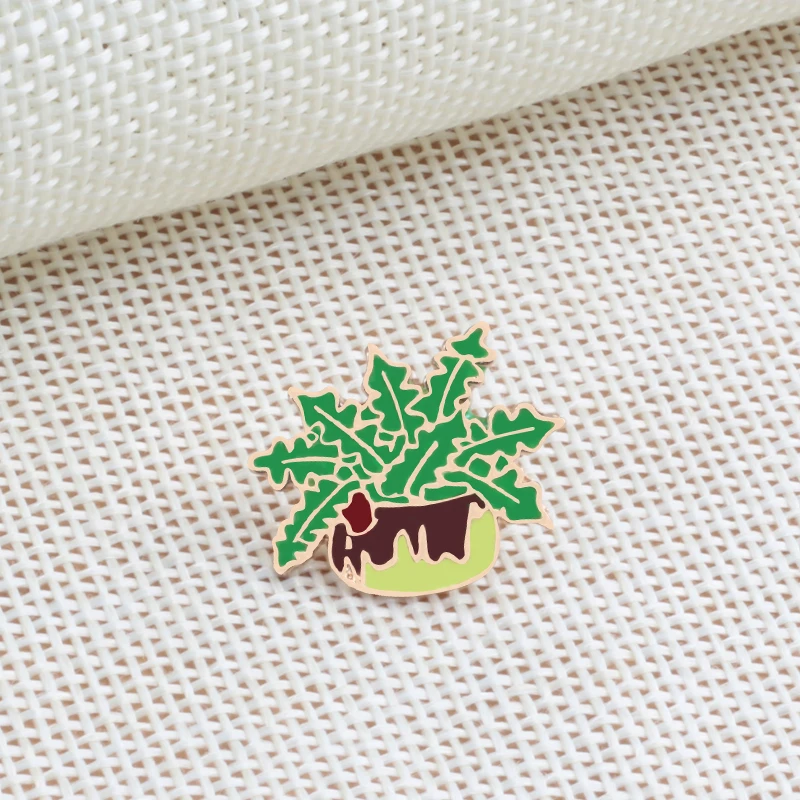 Green Fresh Brooches Cactus Potted Pins Enamel Badge Plants Metal Pin For Female Friends Shirt Lapel Pin High quality Jewelry