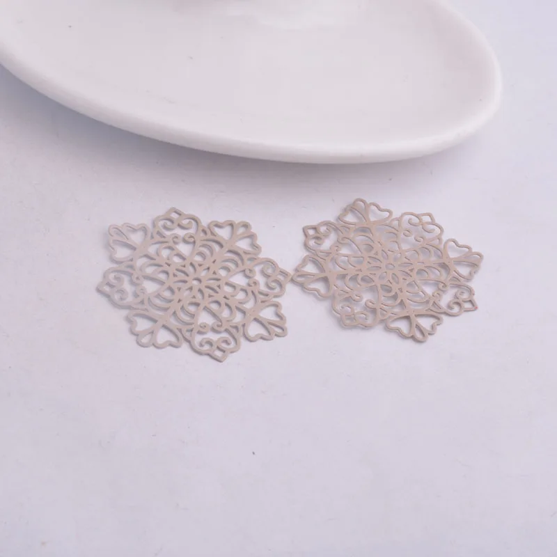 30 Stück AA2604 Druckverbinder 38mm Blumenanhänger – Detail 13