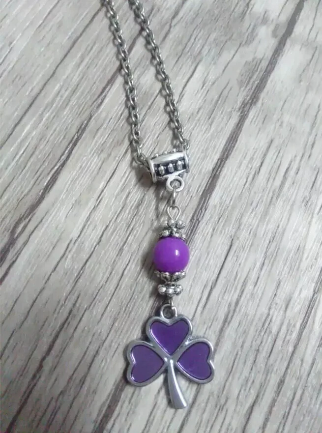 Fashion Choker Vintage ALLOYGREEN 3-LEAF CLOVER IRISH SHAMROCK CORD Purple beads Necklace&Pendants Women Jewelry B538