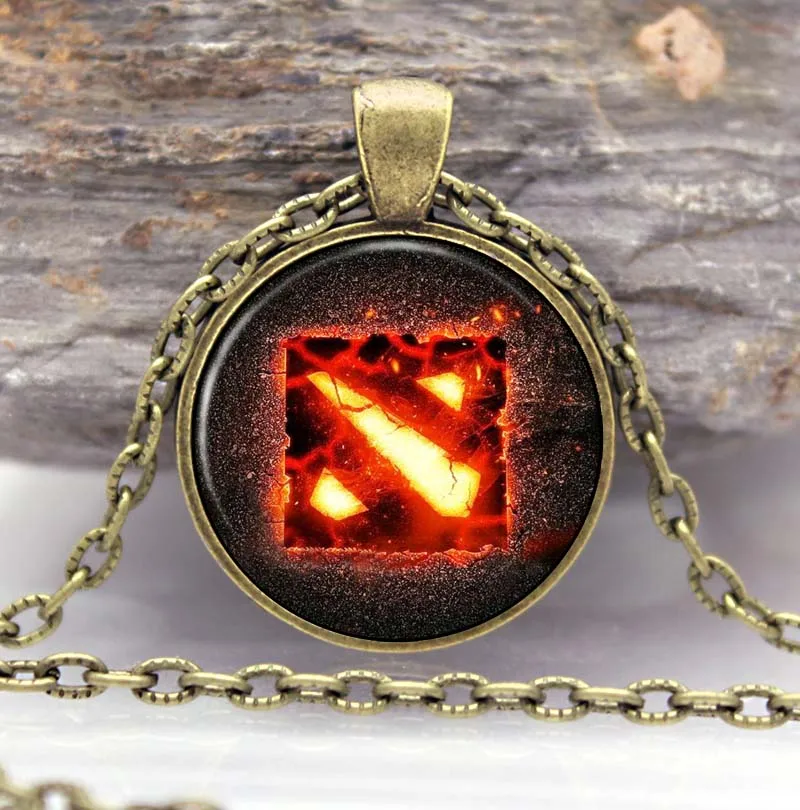 Dota 2 Necklace Pendant New ARRIVED Jewelry Girl Round Gothic Glasses Ancient Pendant Necklace Gift Sweater Chain