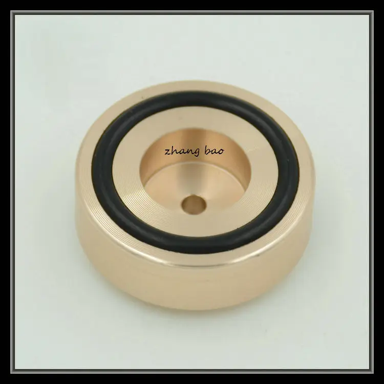 알루미늄 44x17 오디오 앰프 스피커 피트 컴퓨터 기계 매트 4 개, C 스타일 골든 무료 배송