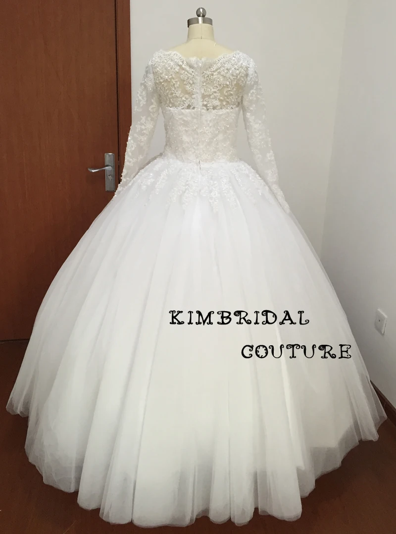 Cheap Bridal Dresses Floor Length Sheer Crew Neckline Long Sleeve Lace Appliques Beading Ball Gown Wedding Dress Real Picture