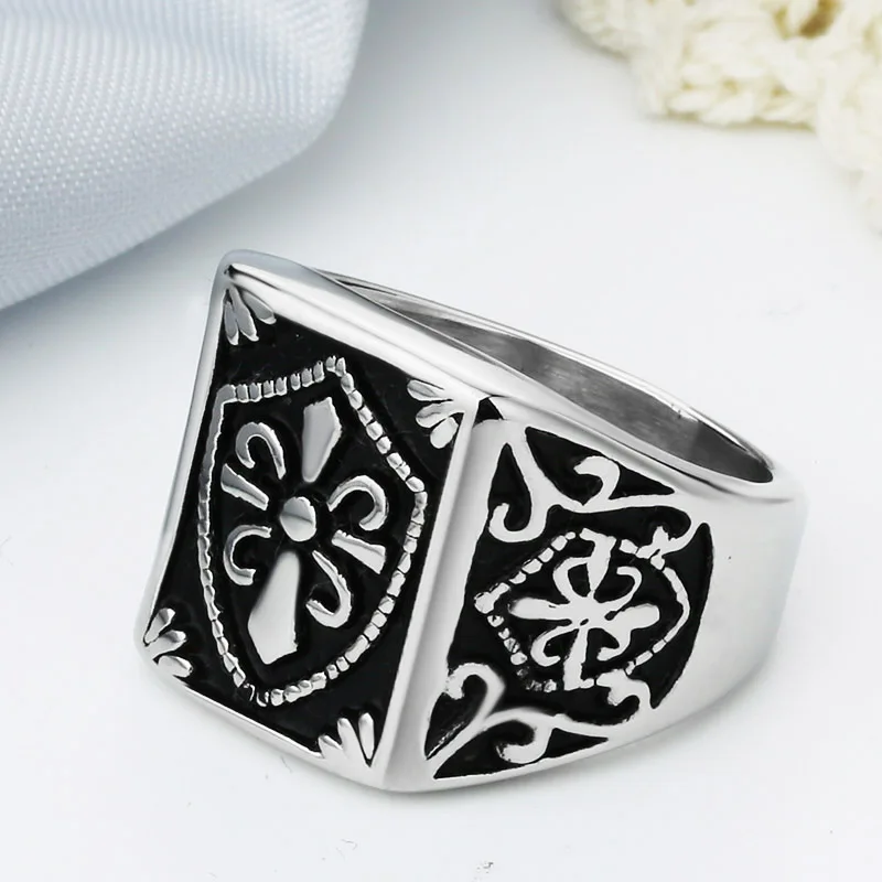 Fashion Gold Color Fleur De Lis  Shield Ring Men\'s  Silver-Color Cross Crest Signet Ring Stainless Steel Biker Jewelry Size 7-14