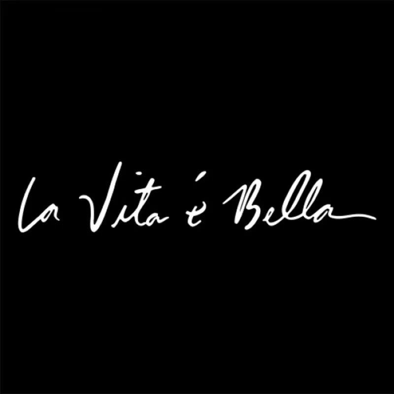 18*4cm la vita e bella Italian Quote Car Sticker Waterproof Laptop Decals Truck Bumper Window CL297