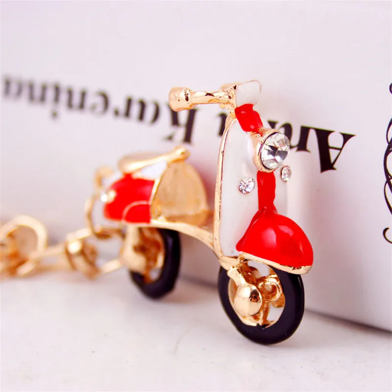 New Fashion Motorcycle Keychain Trinket Motor Scooter Crystal Car Key chain Bag Charm Women\'s Key ring for a woman