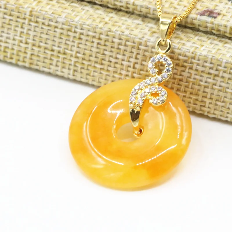 Lucky 25mm Women Pendant Chain Yellow Natural Stone Jades Chalcedony Reiki Pendulum Round Circle Pendants Amulet Jewelry B3352