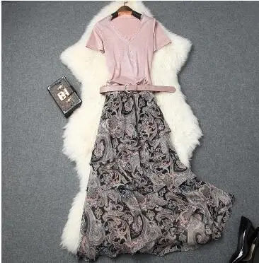 

Summer women's new sexy V-neck nail drill bright silk shirt + printed half skirt te3502