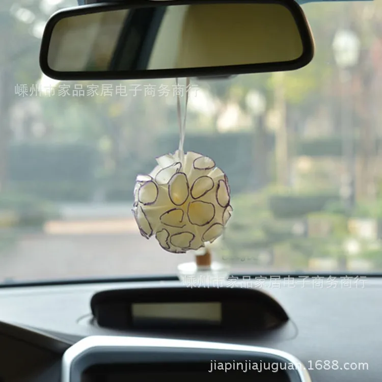 

Europe original single - handmade tissue paper ball car aromatherapy pendant over the United States Oh retention models spot a v