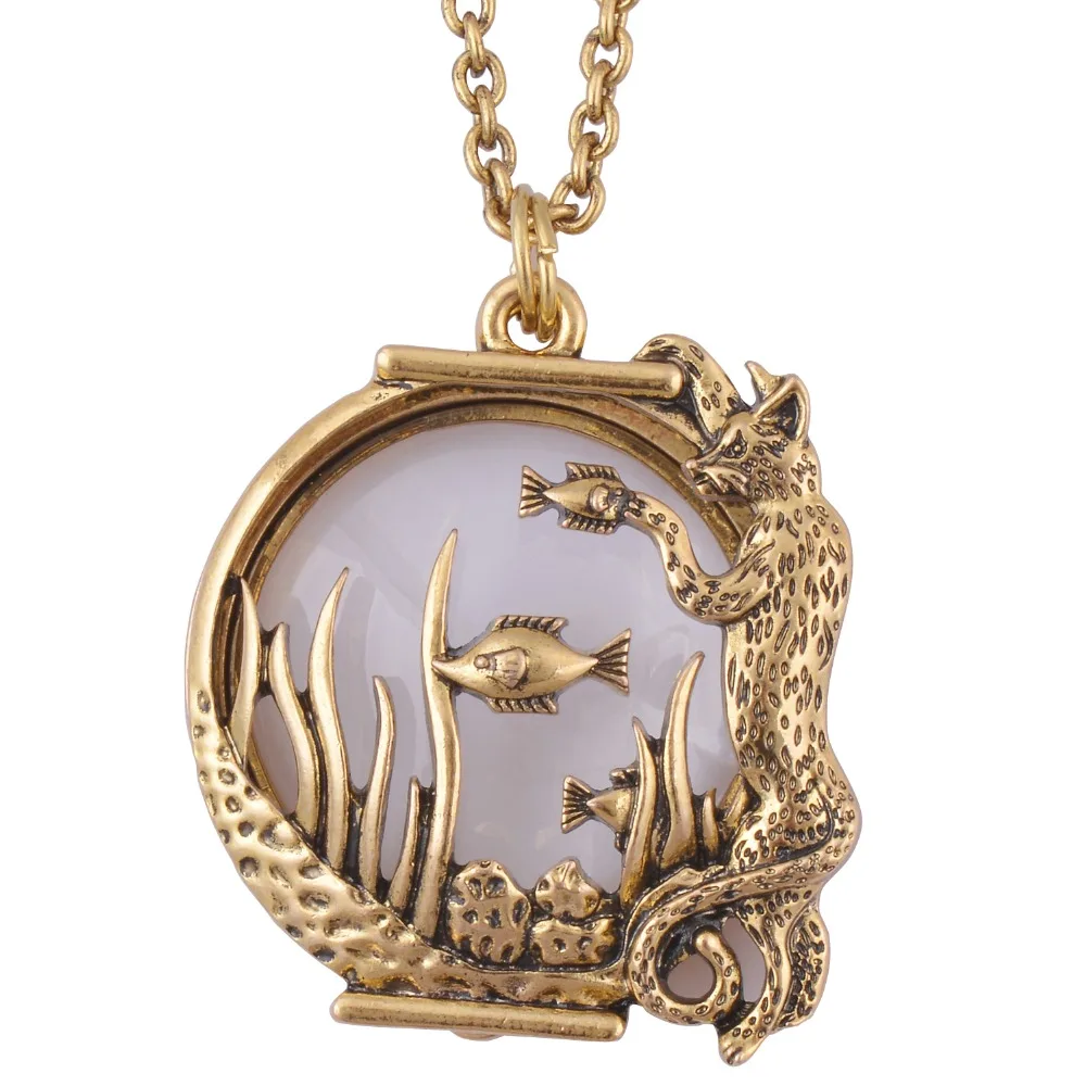 Ocean fish Animal style magnifier glass pendant necklace antique gold color jewelry with magnet closes and opens