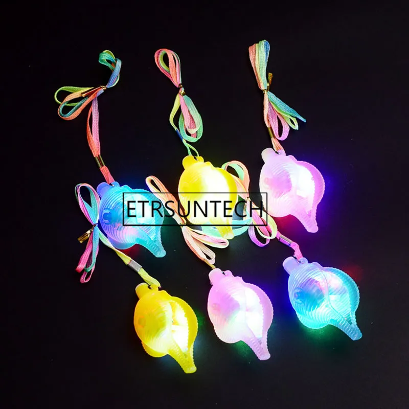 200pcs LED Flashing Plastic Conch Pendants Sea Snail Jewelry Beach Graduation Christmas Party Decoration