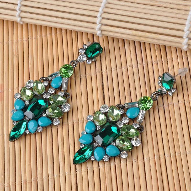 LUBOV Big Crystal Rhinestone Drop Earring Trendy Drop Earrings for Women And Girls Birthday Christmas Gift Wedding Jewelry 2019