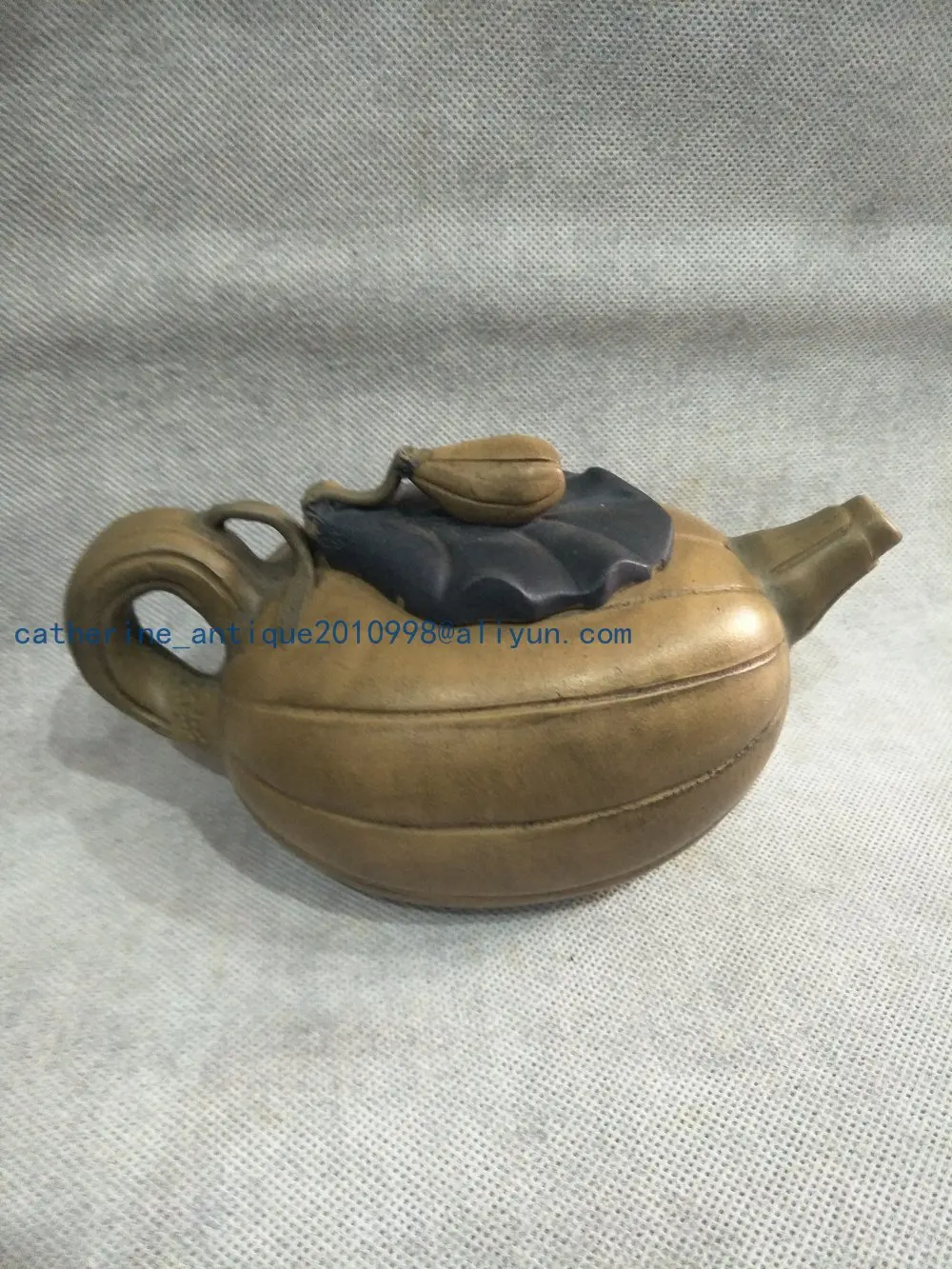 

Unique Old Chinese YiXing Handcraft puyple Clay Teapot,Melon fruit, with mark, Free shipping