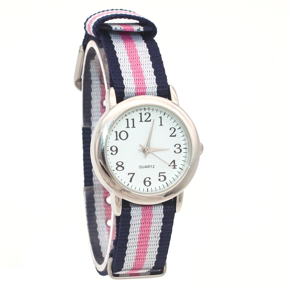 العلامة التجارية بسيطة الساعات الفتيان والفتيات ساعة رياضية خارجية لطيف مضيئة الأيدي الأوسط طالب الملونة النايلون عارضة الطفل
