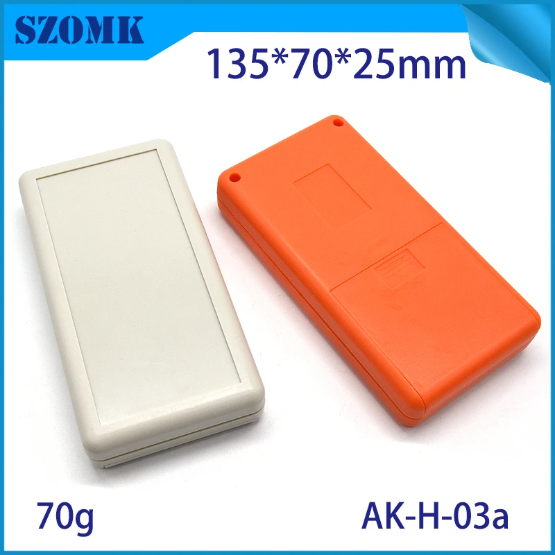 1 Pcs abs Plastic enclosure handheld battery holder casing remote control box 135*70*24MMabs electronics enclosure szomk pcb