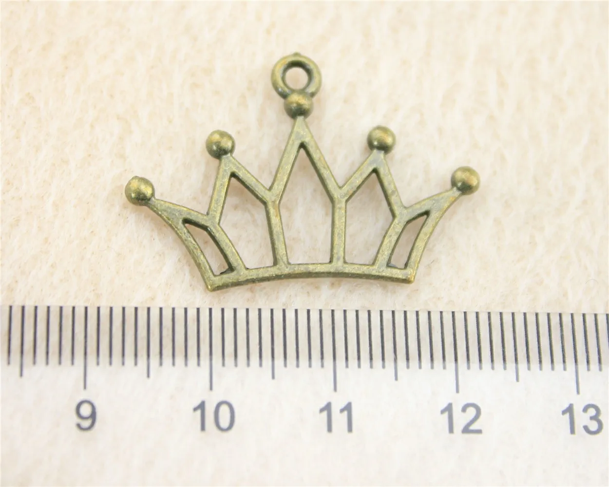 62pcs/lot 20*30mm ancient bronze Crown charm Pendants DIY jewelry for bracelet necklace earring