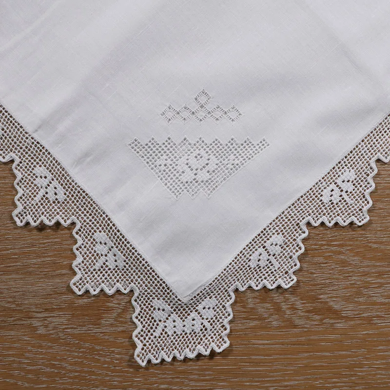 CC001: Cushion cover 2 pieces/pack  Hand made drawn thread work the lace edge   55% Ramie 45% cotton