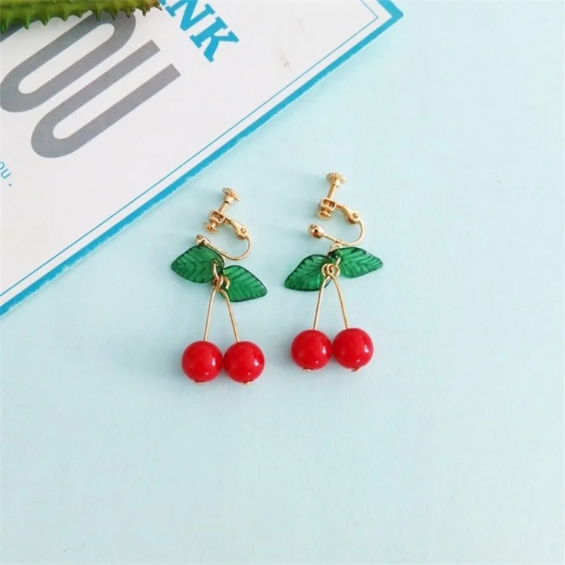 2019 Japanese and Korean Sweet Fashion Youth Girl Student Fruit Cherry Earrings Fresh and Simple Cute Women Earrings Ear Clips