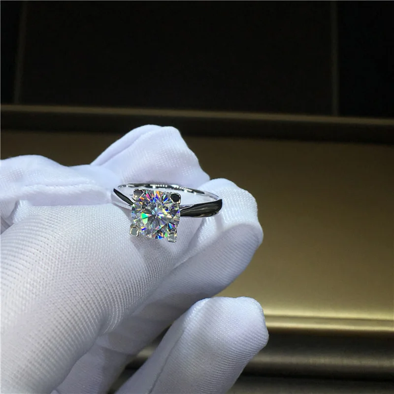 100%  18K 750Au Gold  Moissanite  Diamond Ring  D color VVS  With national certificate MO-00121