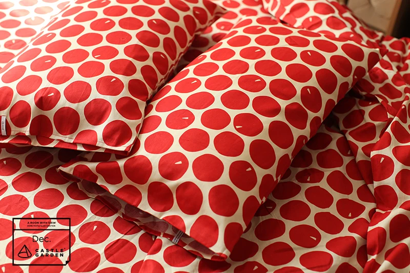 100% Cotton Japan Style Warm King Size 3 pcs 4pcs Twill Reactive Printing Bedding Set Tomato Printed Duvet Cover Set Red Quality