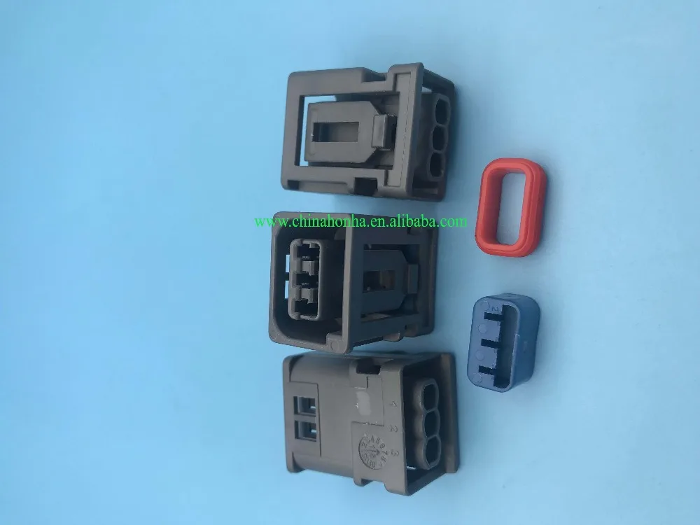 

freeshipping 5sets/lot 3 pin Female Waterproof Automotive Connector DJK7036-2.2-21 for Ford Focus COIL