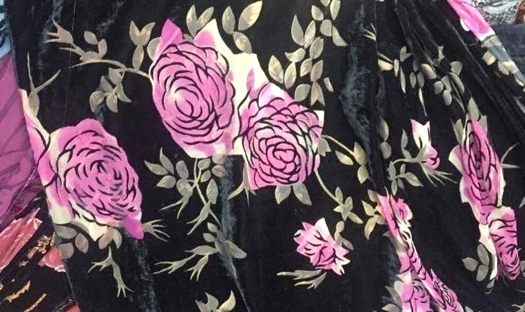 Free New Fashion African Wax Cotton Fabric High Quality Silk Velvet Dress Fabric Rose Flowers Wholesale/Retail Telas Por Metros