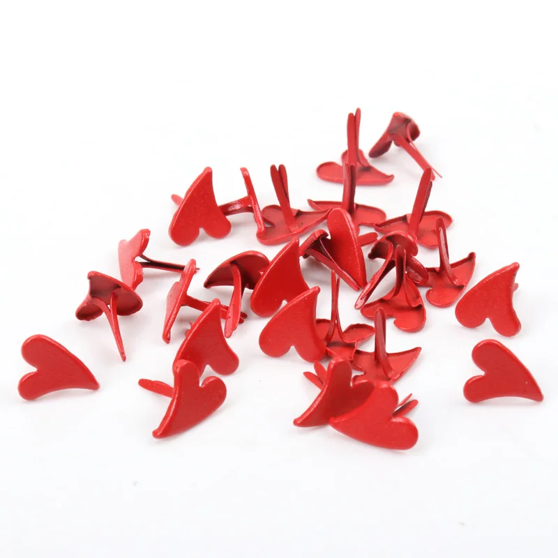 Czerwone białe serce Brads Scrapbooking Embellishment Fastener Brads Metal Crafts For shoes Decoration 50PCs