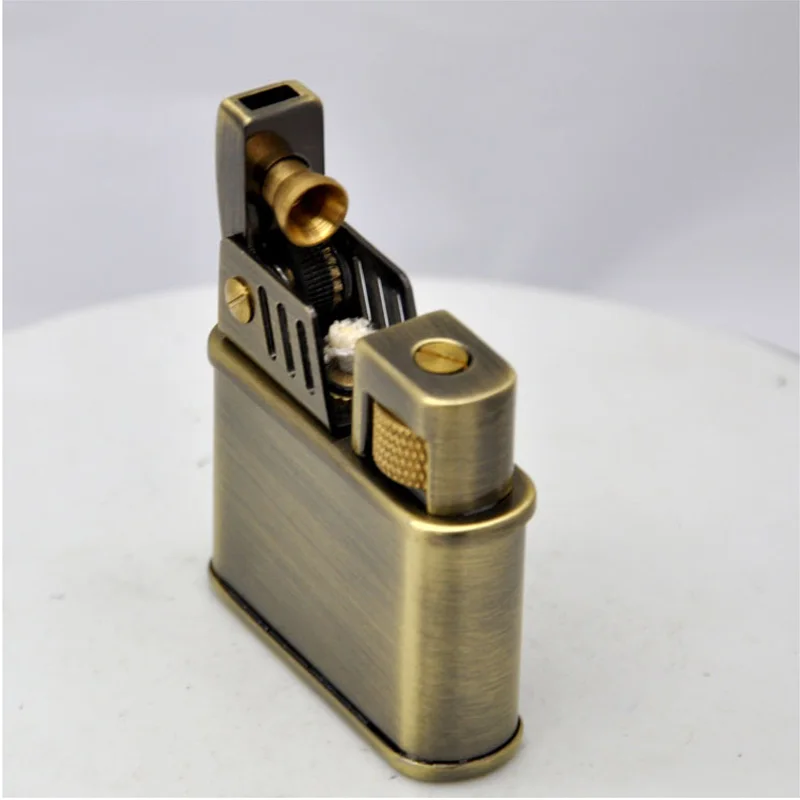 Pure Copper Oil Lighter Vintage Petrol Old Trenches Kerosene Lighter Retro Metal Cigarette Lighters Tobacco Fire Gadgets