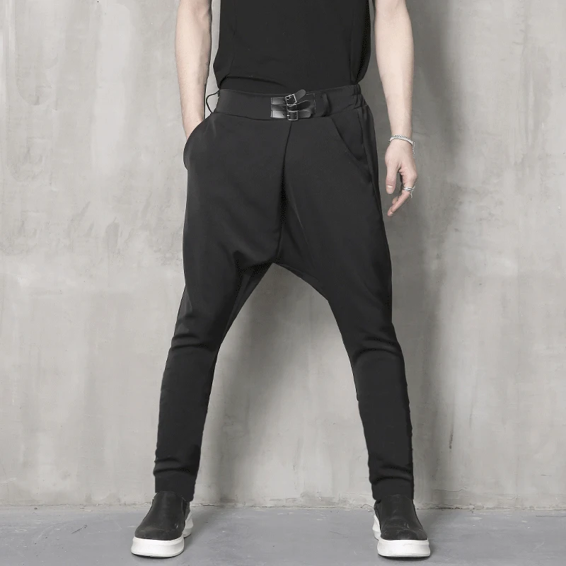 2021 new men's trend crotch pants han version slim hairstylist casual pants men's fashion popular logo haren pants.