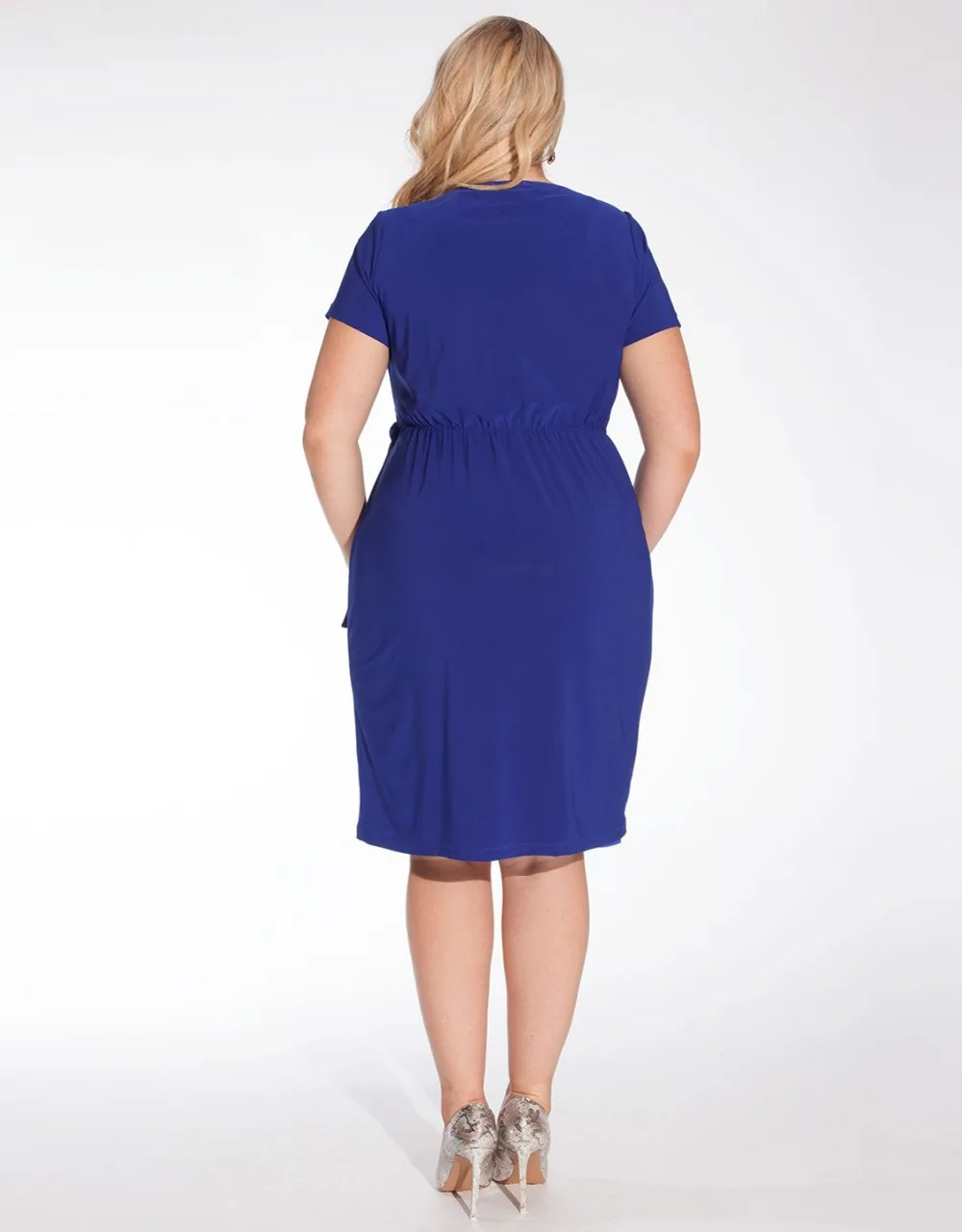 Dames robe élégante femmes grande taille été noir bleu col en V robe Sexy femmes décontracté robe de bureau ample Boho longues robes Maxi