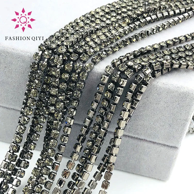 

Hot sale!5 yards Super bright encryption 2mm-4mm Grey Metal black base rhinestones cup chain,diy clothing accessories